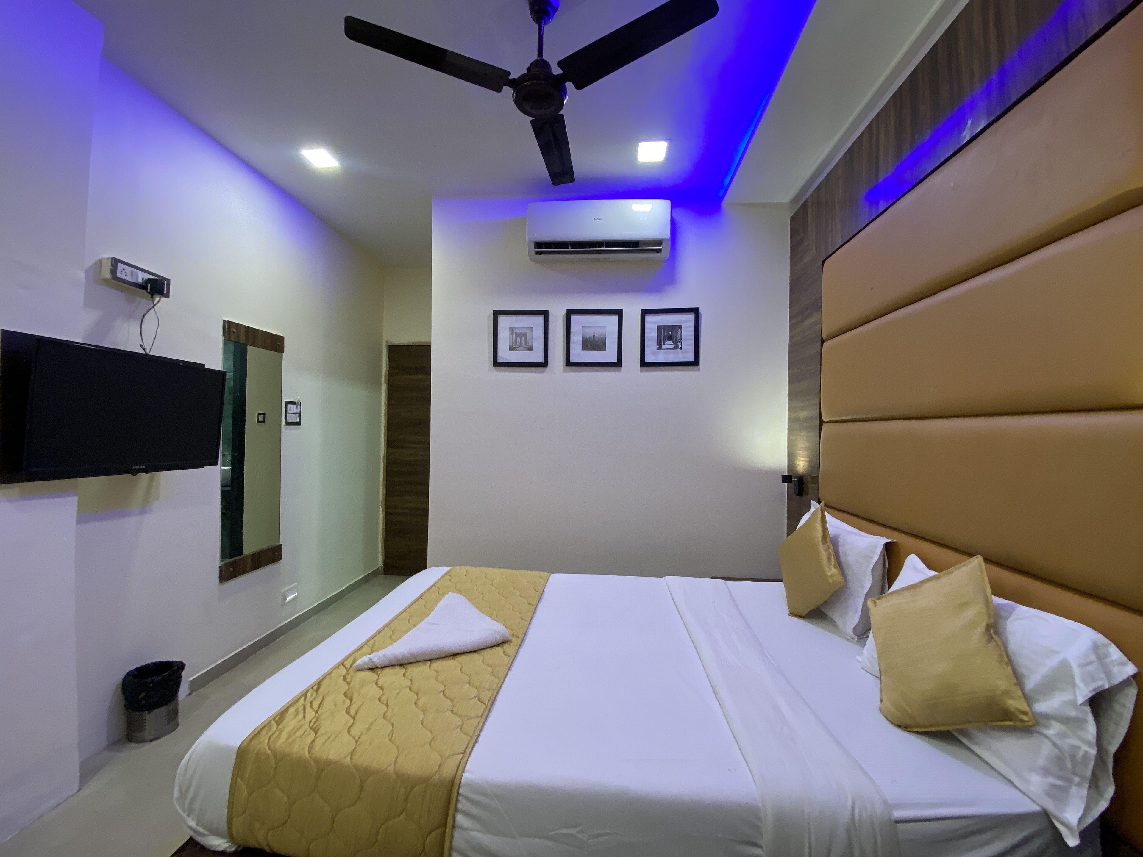 Blue Wellington - Near Airport Hotel Mumbai