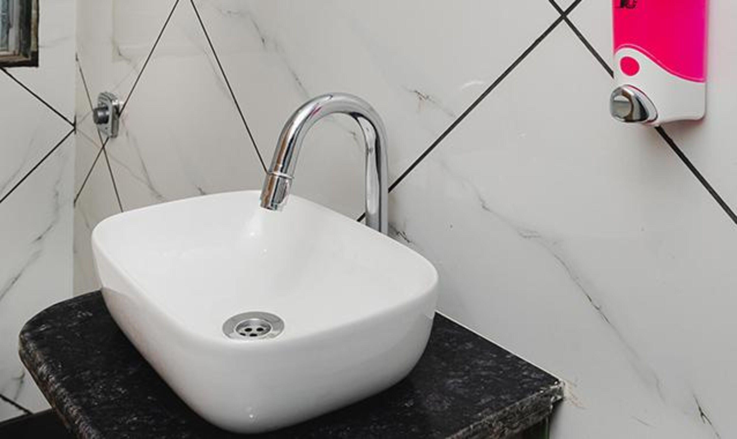 Hotel Airport Palace