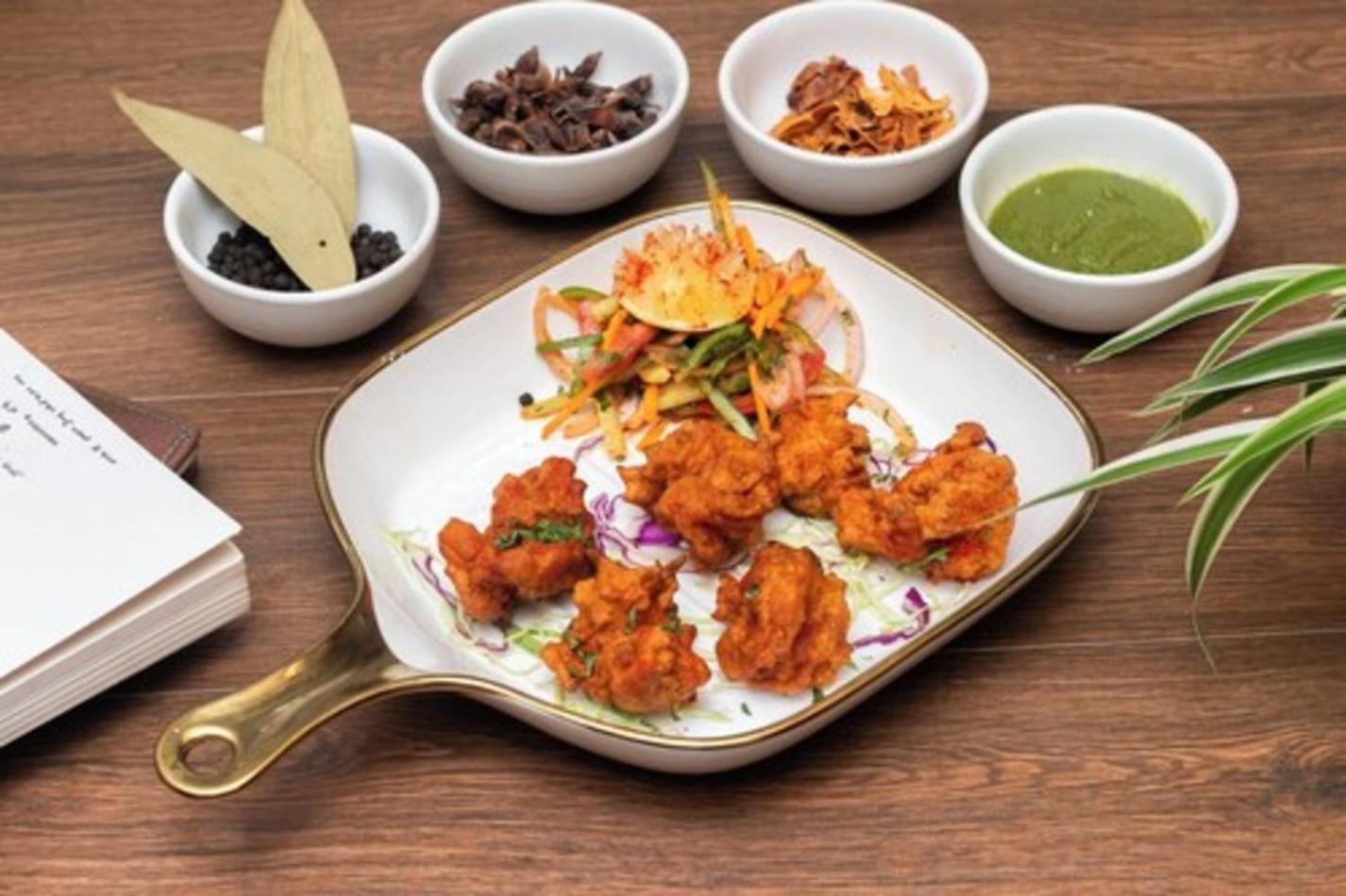 Hotel Dragonfly - The Art