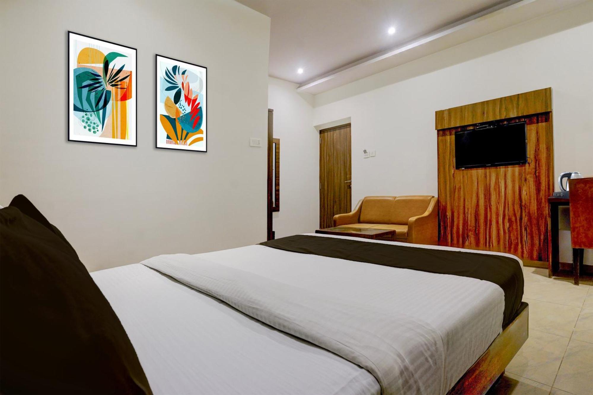 Hotel Townhouse Andheri Sakinaka Metro Formerly 3*