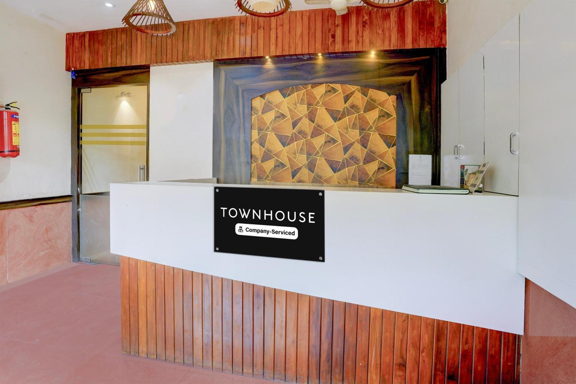 Townhouse Andheri Sakinaka Metro Formerly 3*