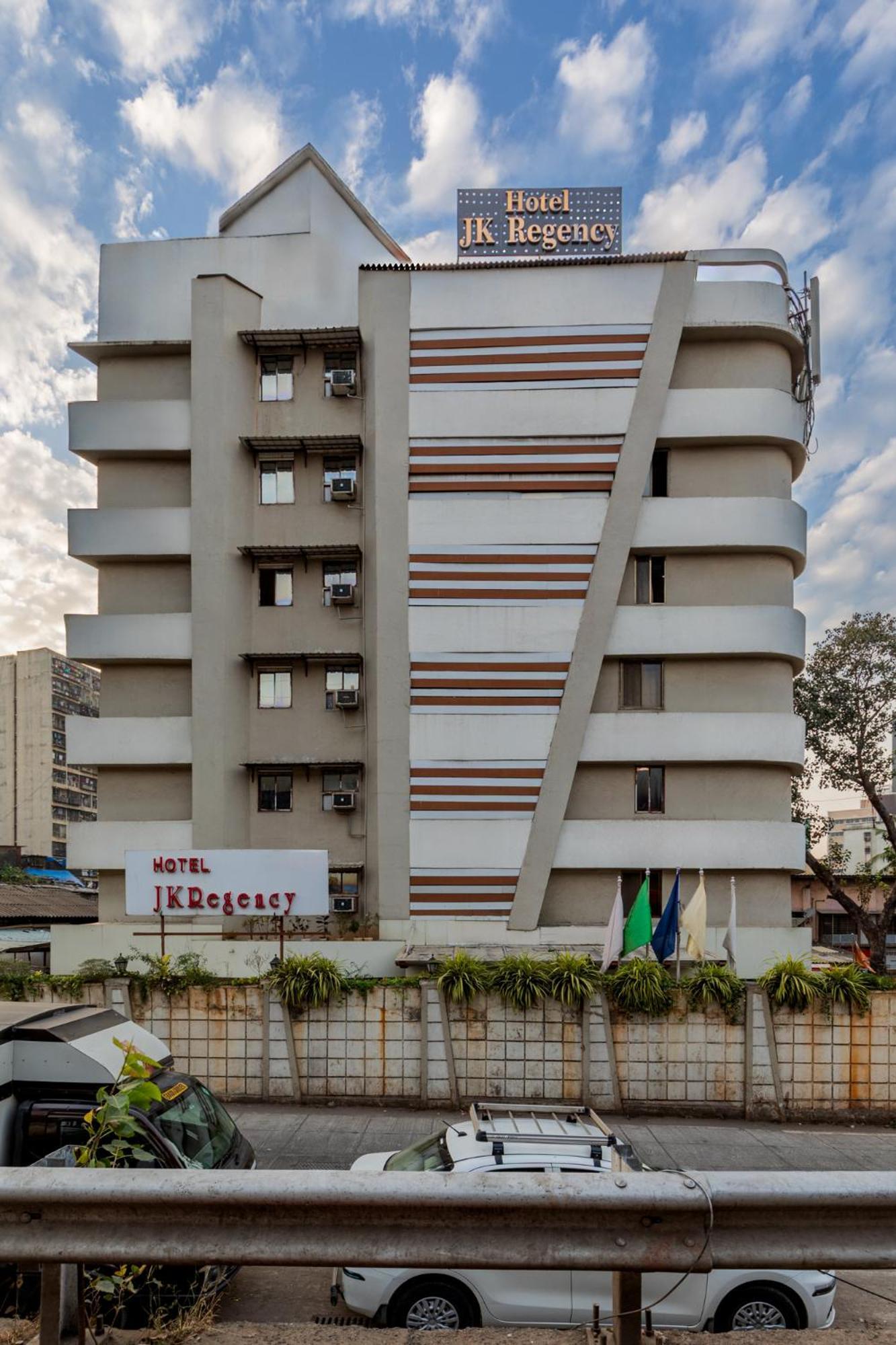 Jk Regency, International 3*