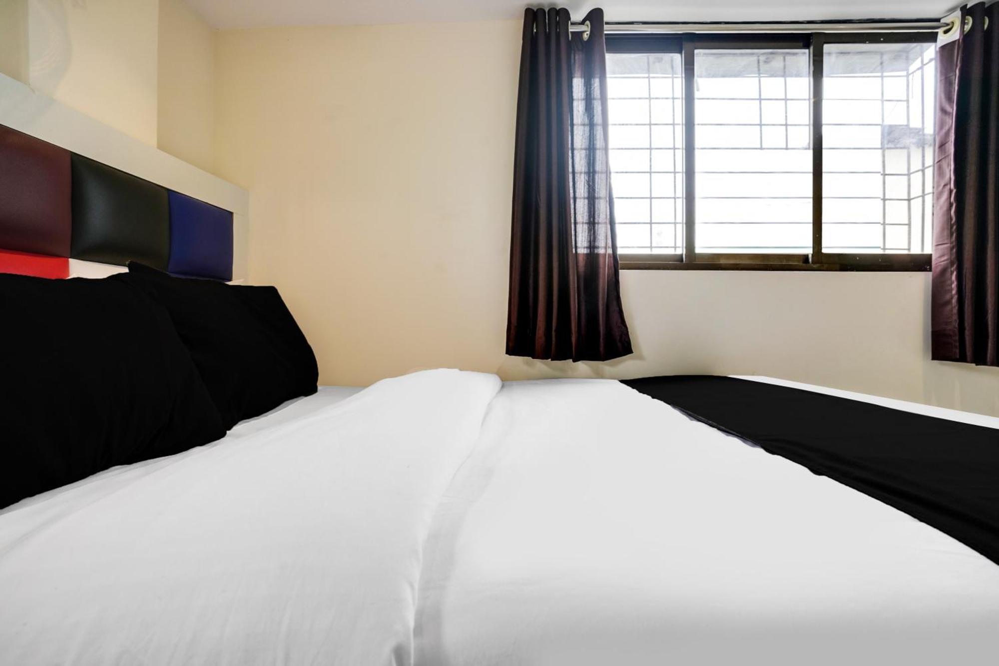 Hotel Orange Residency 3*