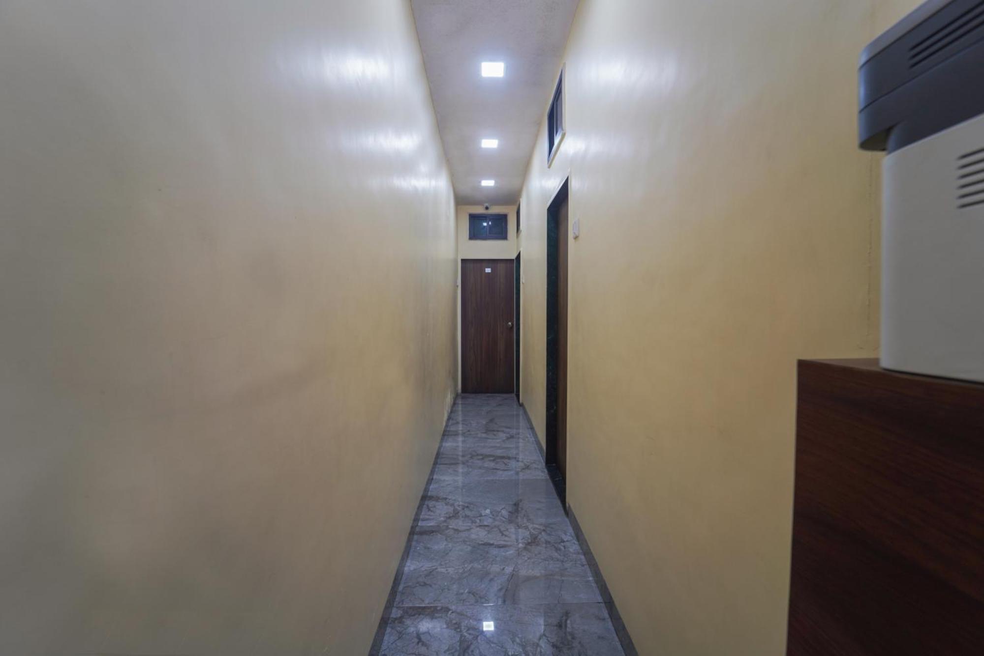 Aai Om Residency Hotel