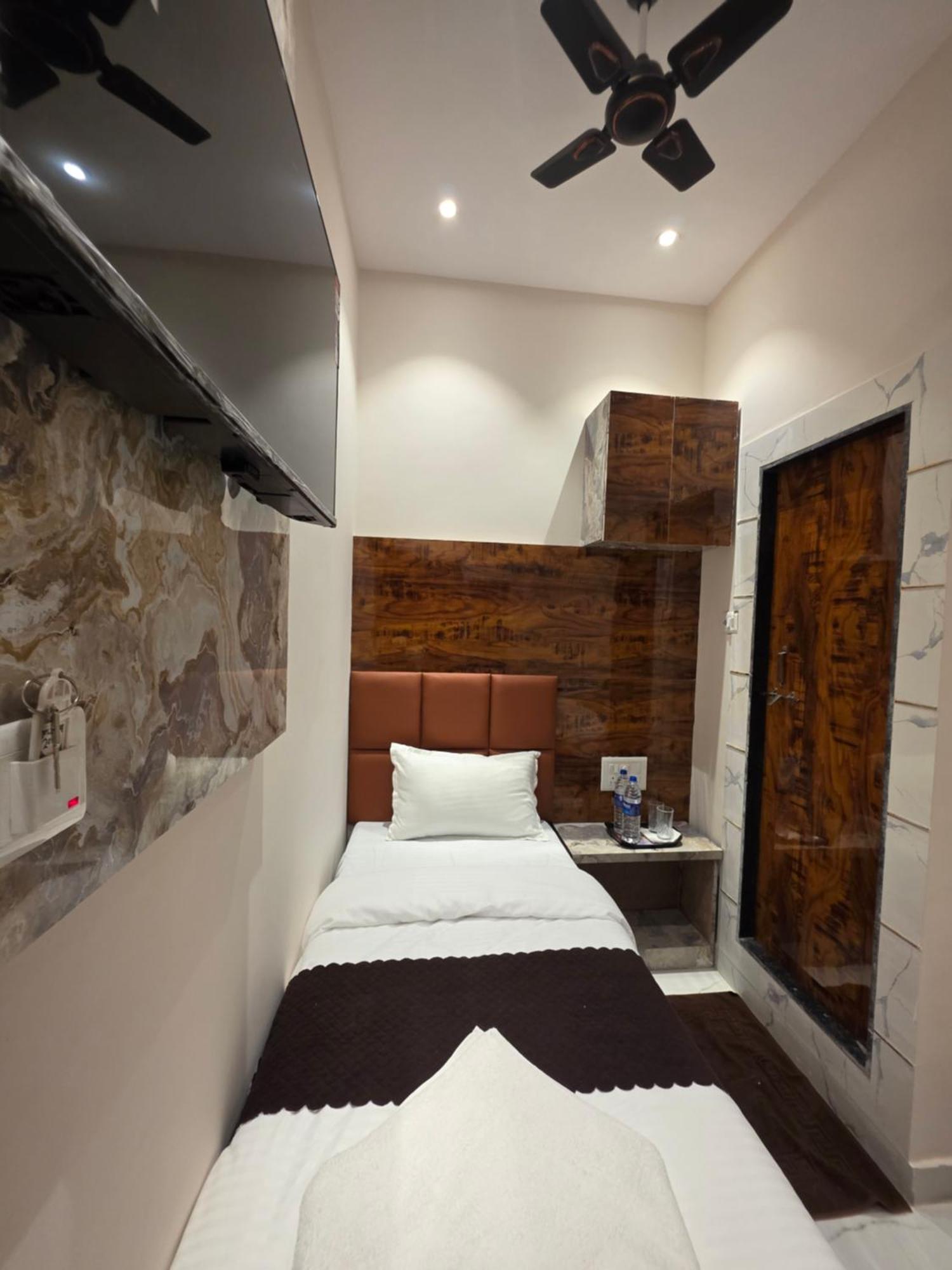 Hotel Powai Palace 3*