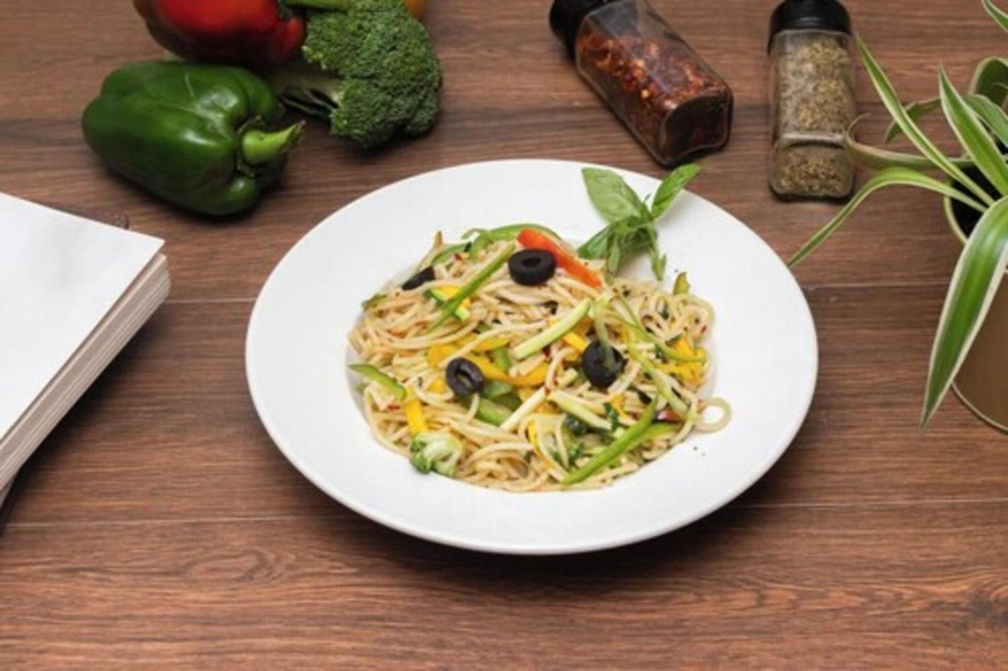 Hotel Dragonfly - The Art