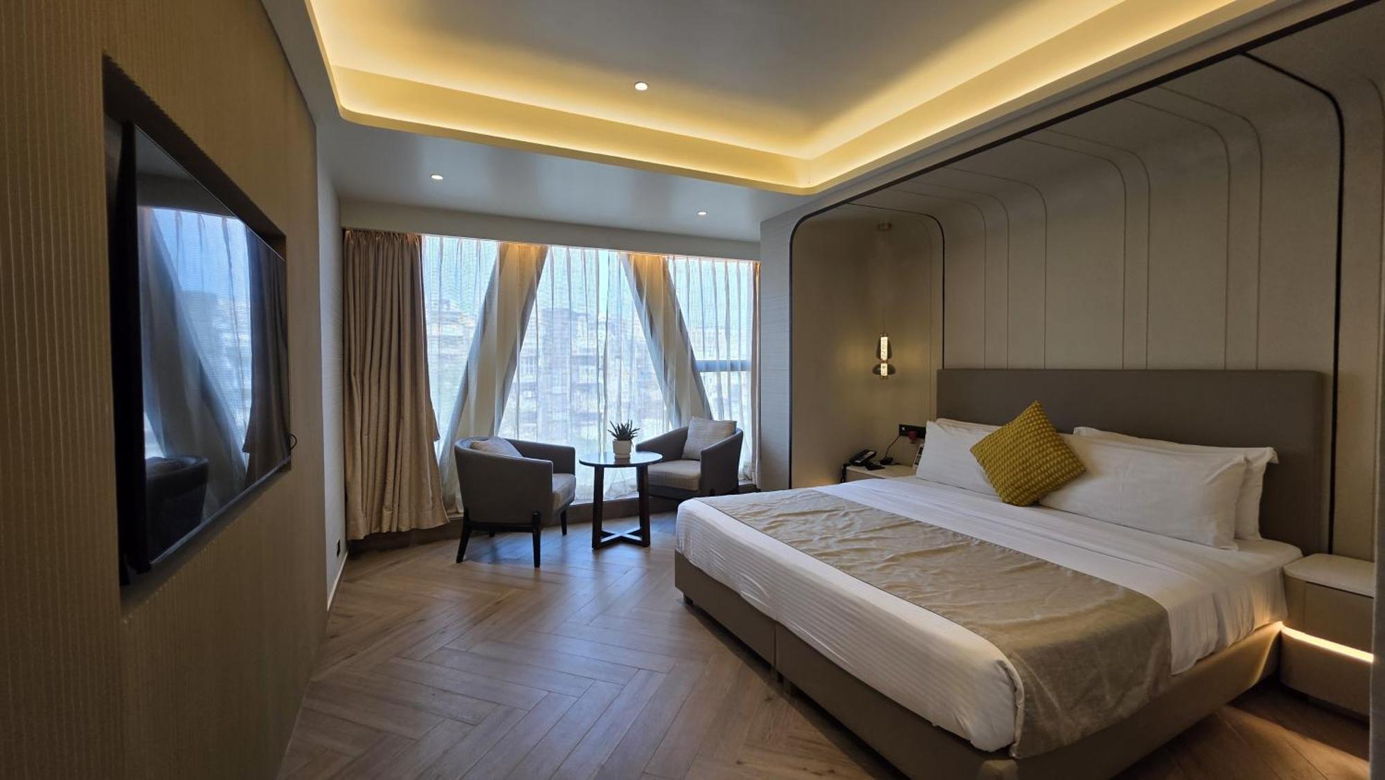 Hotel Dragonfly - The Art 4*
