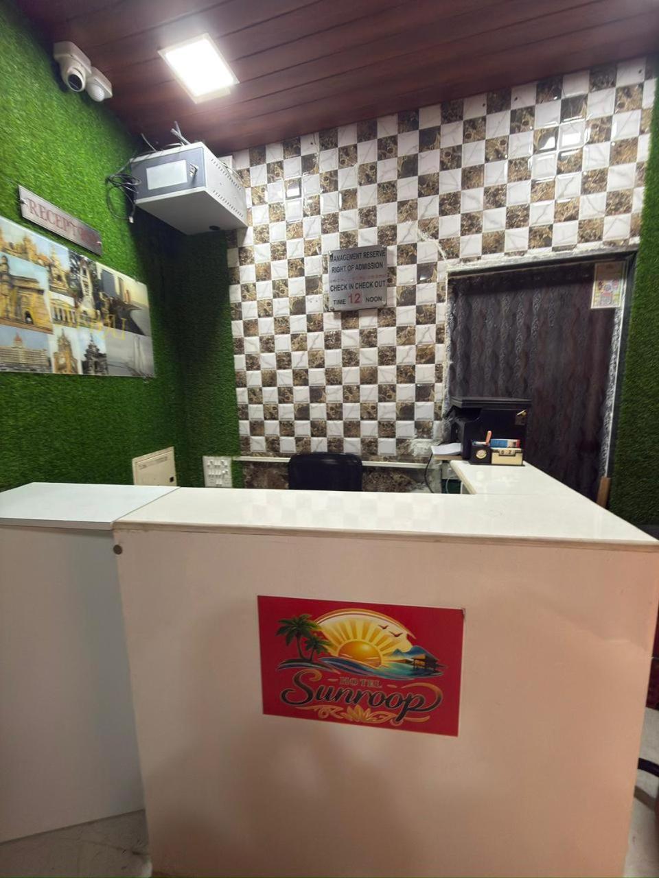 Sunroop Hotel Mumbai