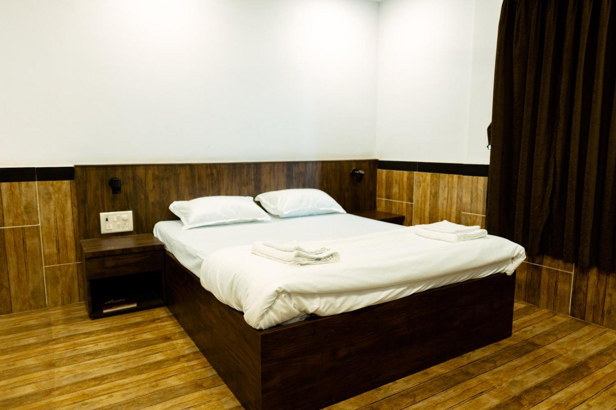 Homestay Cozykey Bandra