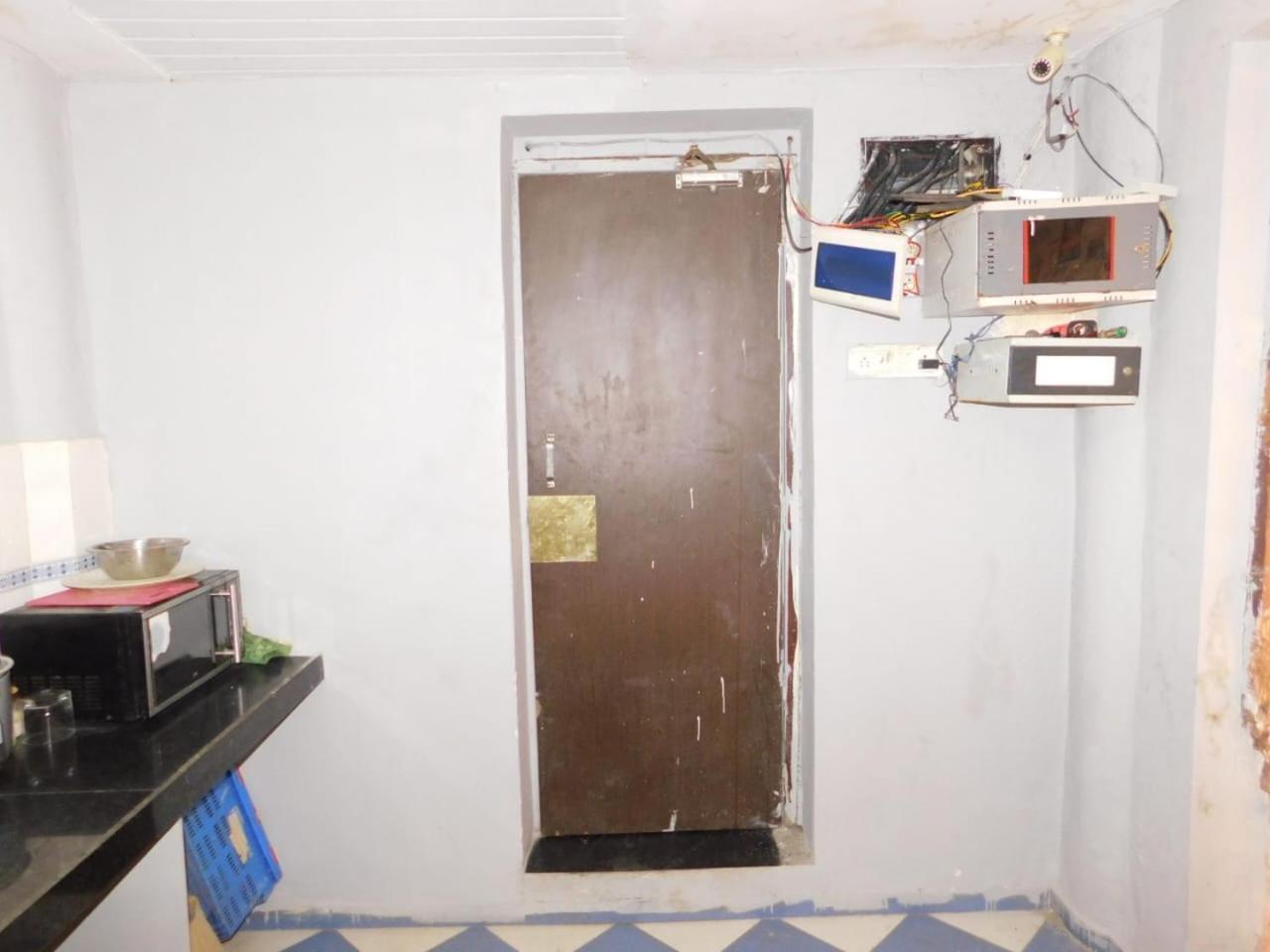 Villa Shah Social Party In Royal Palms *