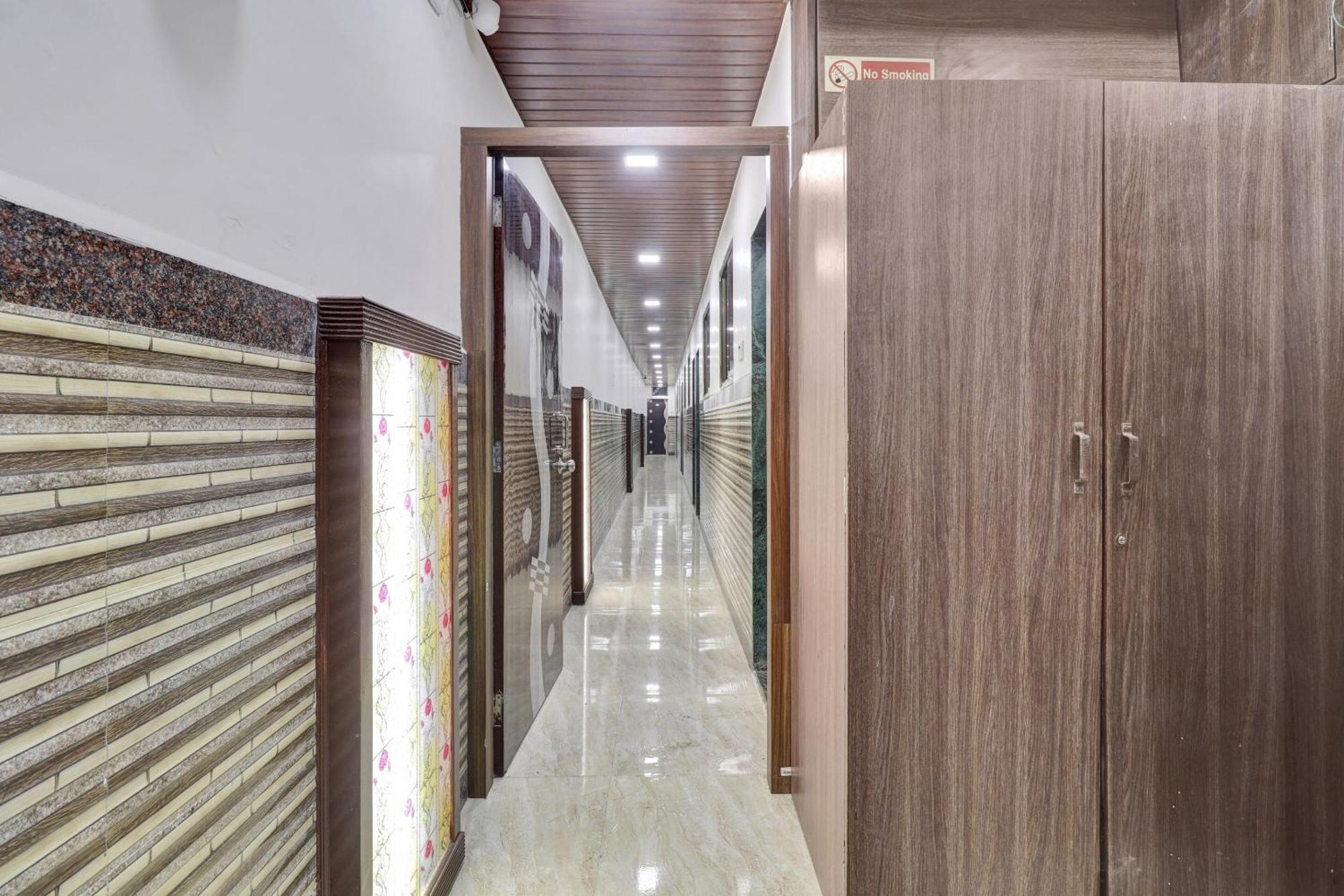 Collection O Kurla Lbs Road Formerly Residency 4* Mumbai