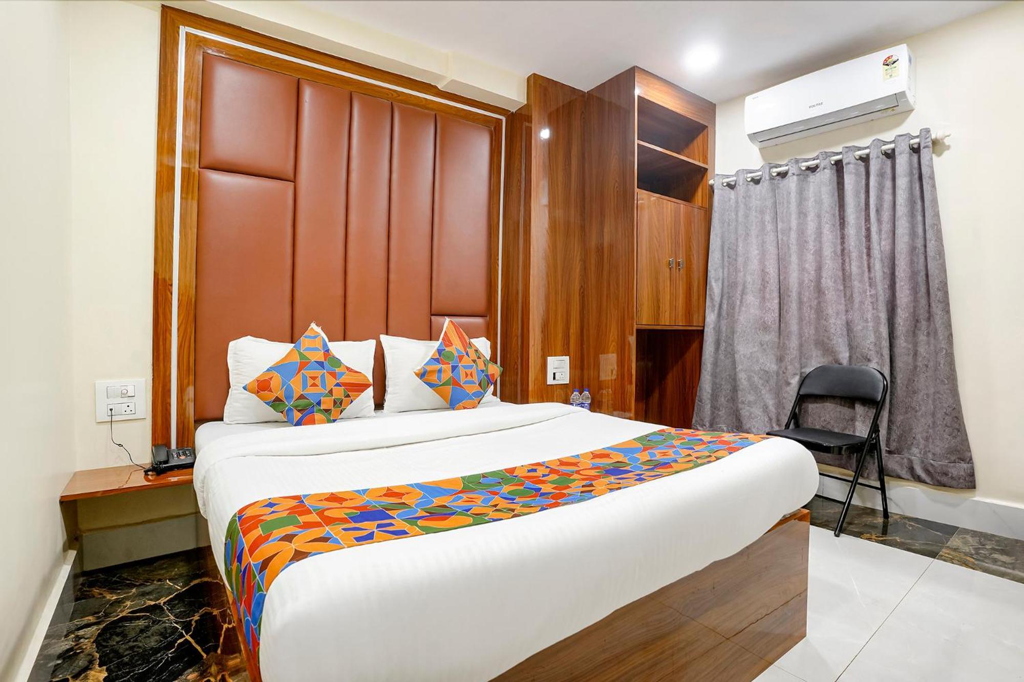 Eldoria Palace - Near Us Consulate & Bkc Hotel