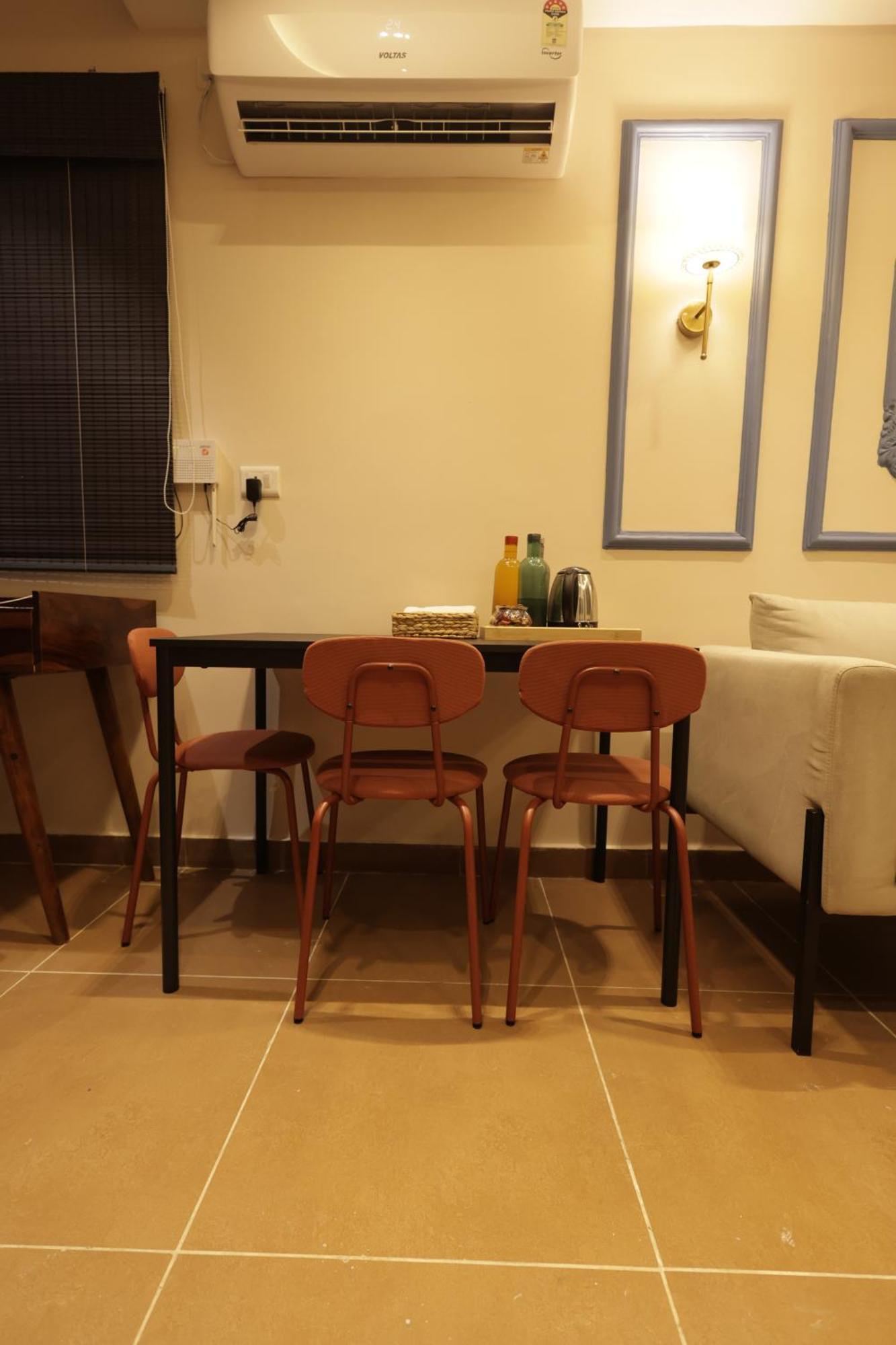 Apartment Aalay Homes *