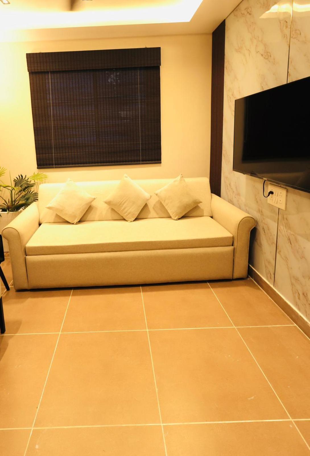 Aalay Homes Apartment *