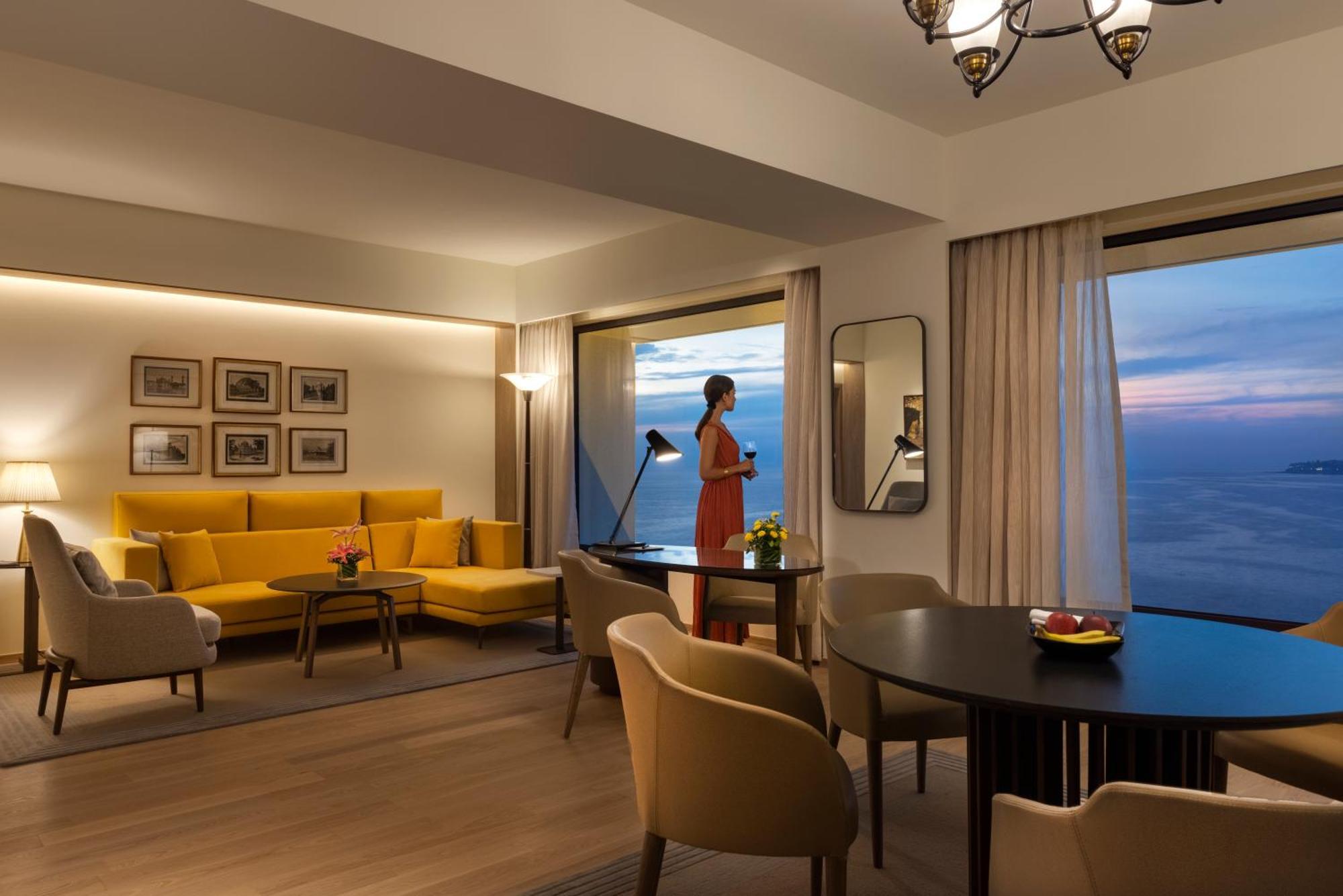 Trident Nariman Point Hotel Mumbai