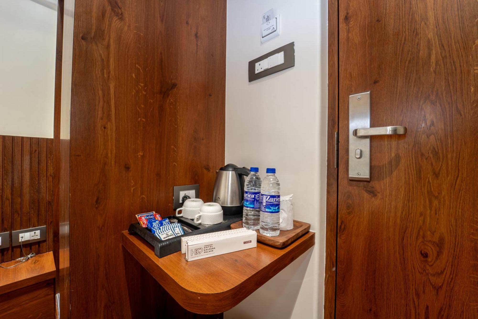 Hotel Kalpana Palace,