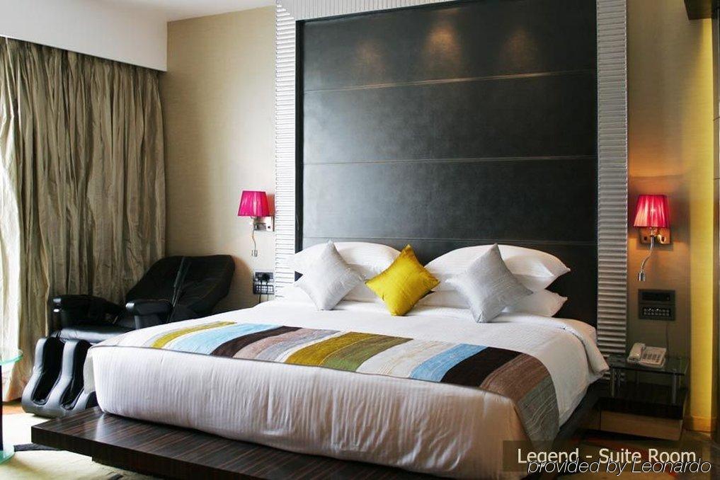 Hotel The Regale By Tunga Mumbai