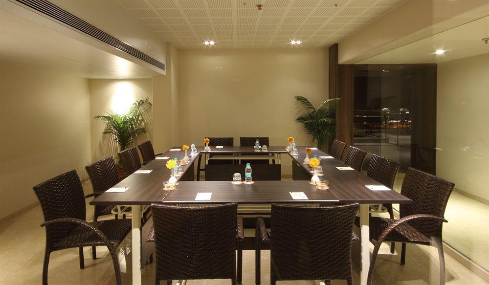 The Maharaja Business Hotel
