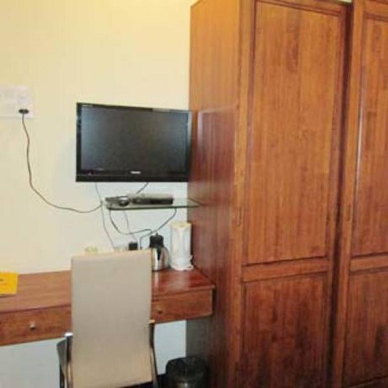 Q Deck Hotel Bombaim
