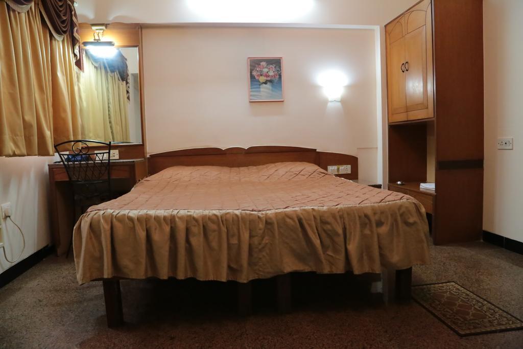 Karan Palace Hotel