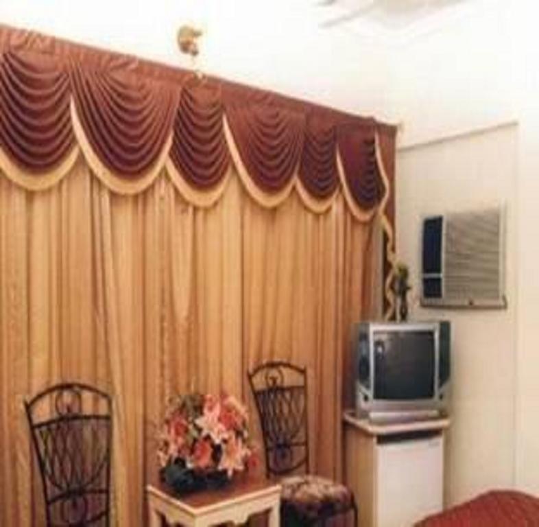 Hotel Karan Palace 3*
