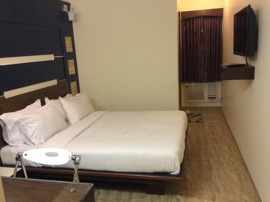 Hotel Sapna 2*