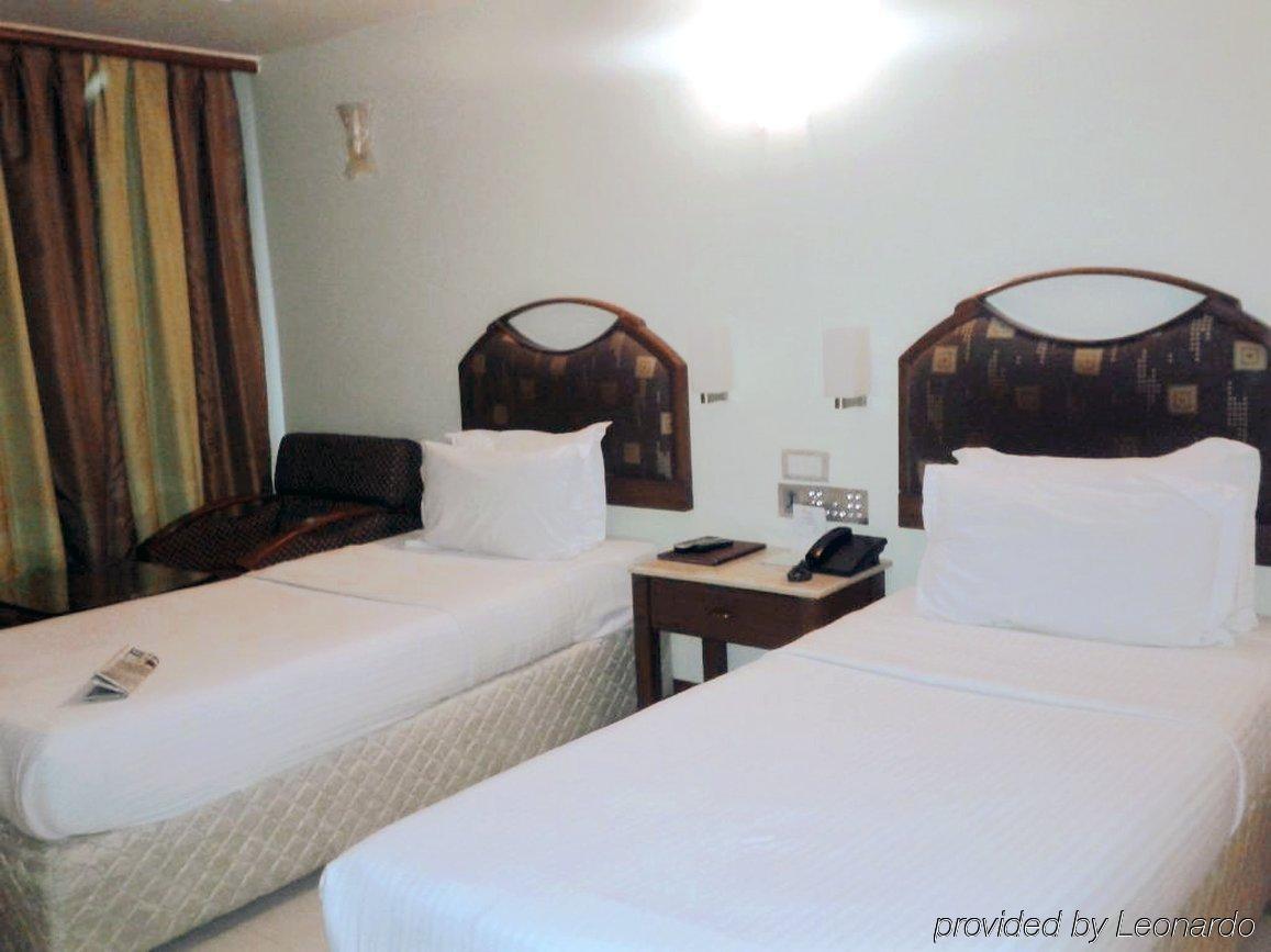 Hotel Airport International 3*