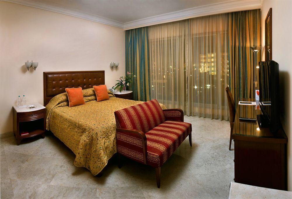 Residency Andheri Hotel 3*