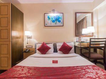 Hotel Oyo Marine Lines 4*
