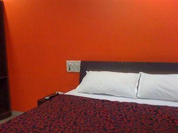 Hotel Axa Mumbai