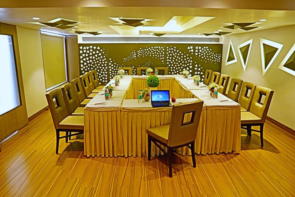 Hotel The Oriental Residency