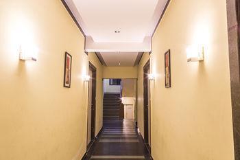 Hotel Oyo Premium Mumbai Saki Vihar 3*