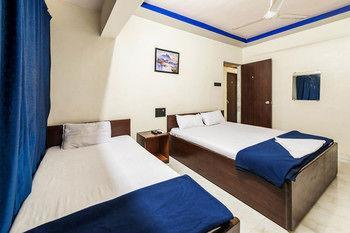Zo Andheri West Lokhandwala Complex