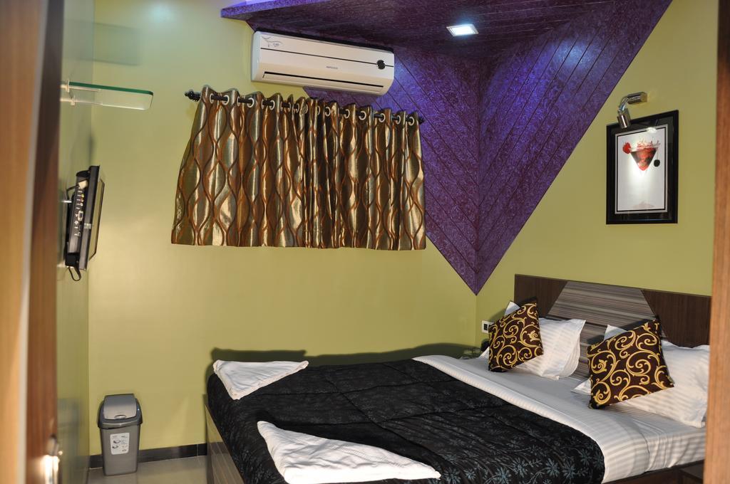 Hotel Planet Plaza Mumbai