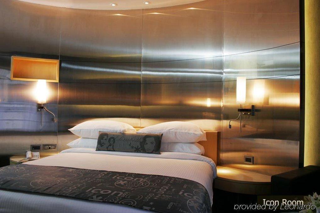 Hotel The Regale By Tunga Mumbai