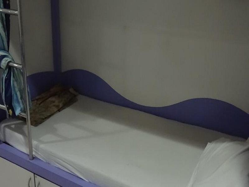 Real Hotel *