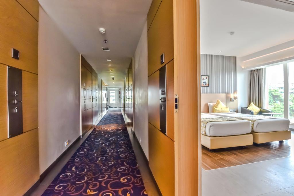 Hotel Landmark Residency 3*