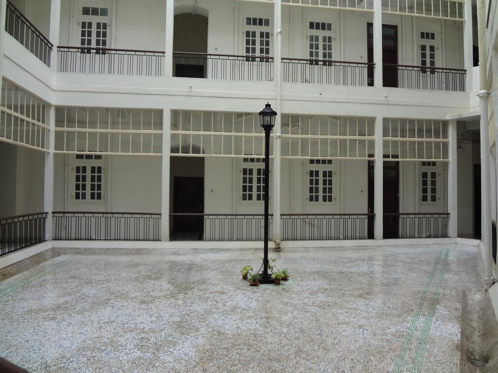Grand - Ballard Estate, Bombaim