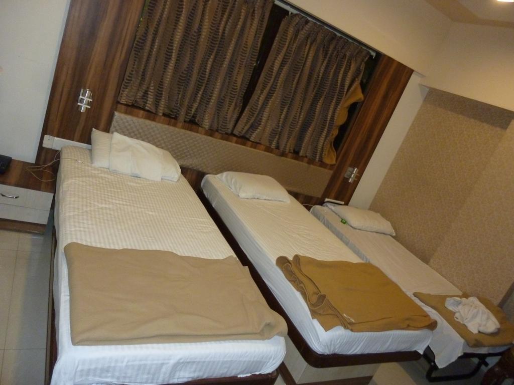 Karan Palace Hotel 3*