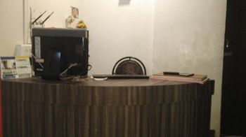 Hotel Kishish Kunj 3*