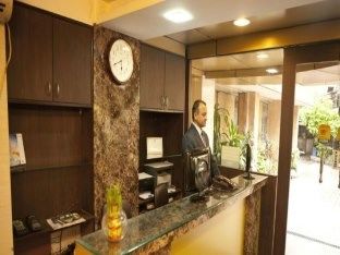 Point Dadar Hotel 2*