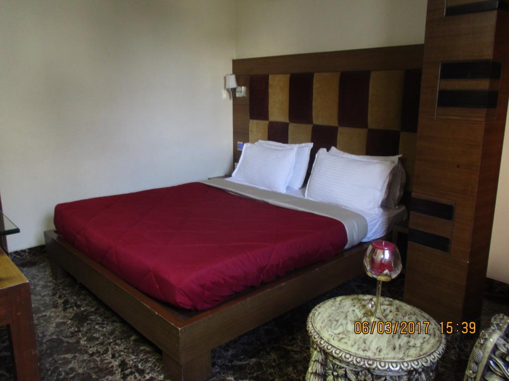 Hotel Sapna Bombaim