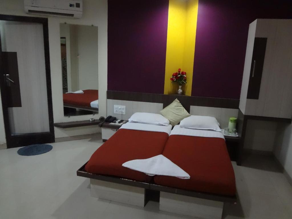 Crescent Hotel Mumbai