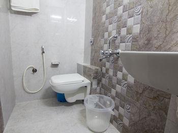Hotel Oyo 845 Kailash Park Mumbai