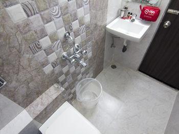 Hotel Oyo 845 Kailash Park