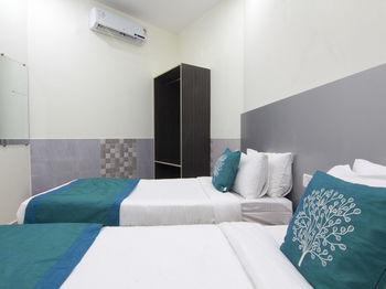 Oyo 845 Kailash Park Hotel Mumbai