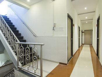 Hotel Oyo 845 Kailash Park 2*