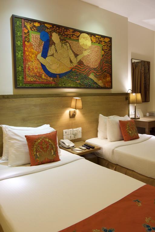 Hotel Le Sutra Hotel, Khar, 4*