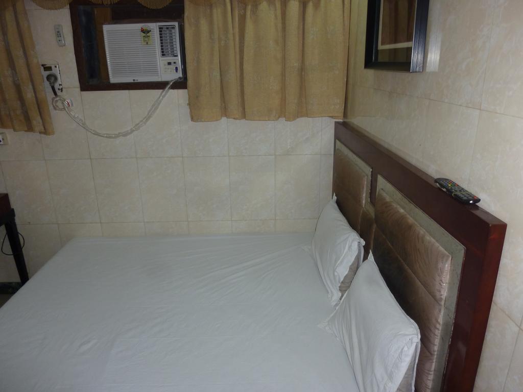 Hotel Jodiya - Near Cst Hotel