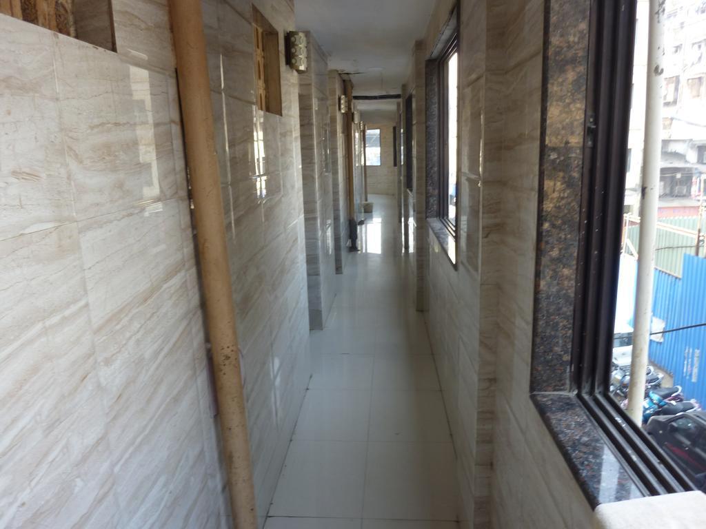 Hotel Jodiya - Near Cst Hotel
